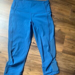 Lululemon Blue Cropped Leggings
